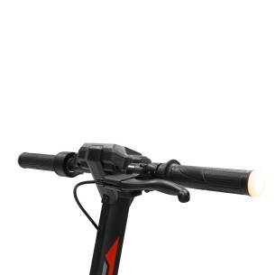 Hulajnoga elektryczna Ducati PRO II EVO, kierownica z klamką hamulca