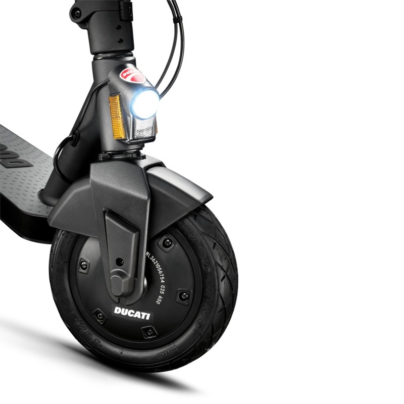 Hulajnoga elektryczna Ducati PRO II Plus, DU-MO-220008, przednie koło z silnikiem i hamulcem elektrycznym