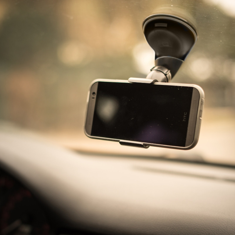 Uchwyt na smartfona HIPPO na przyssawkę