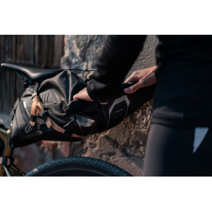 Sakwa podsiodłowa GIVI HUMP_R, 13 do 17L